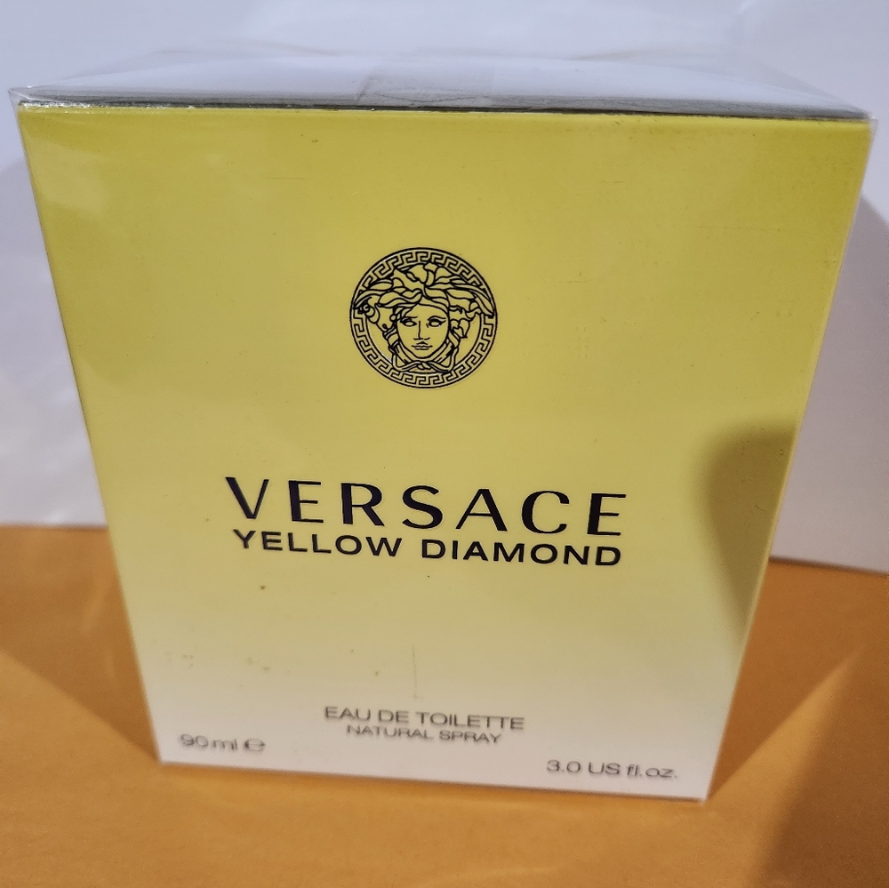 Versace Yellow Diamond EDT  3.0 oz